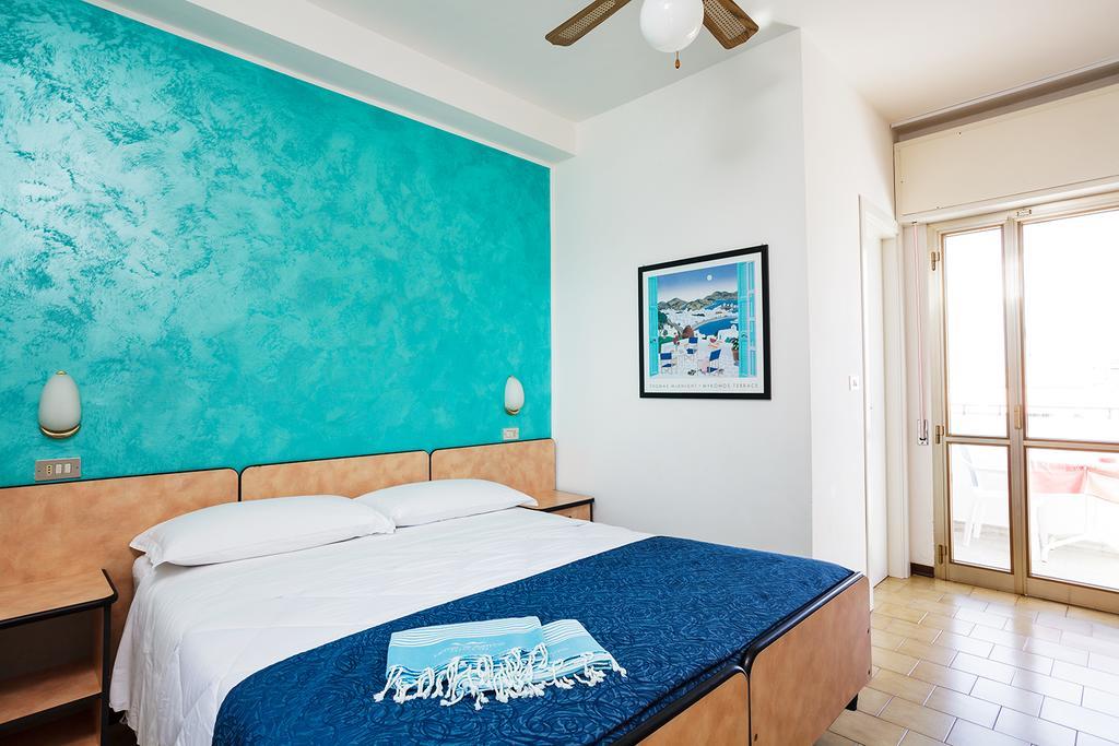 Hotel Albatros Rimini Bagian luar foto